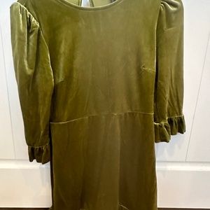 Green velvet girls dress